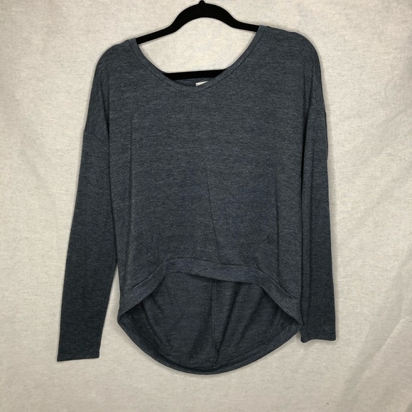 Old Navy Tops - ⭐️ Old navy blue crewneck tee